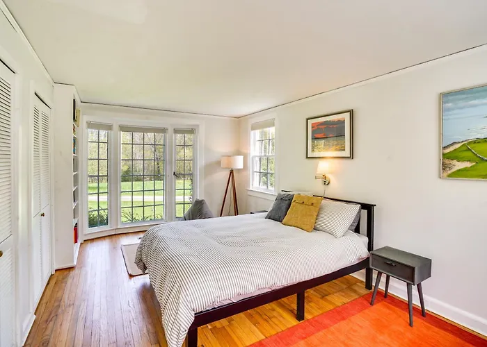 Quaint Woodstock Escape - 2 Mi To Tinker St!