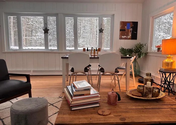 Beautiful Charming Cottage 4 Min From Woodstock